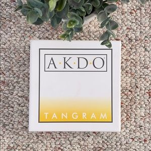 AKDO Tangram tabletop puzzle